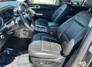 2024 Ford Explorer XLT SUV