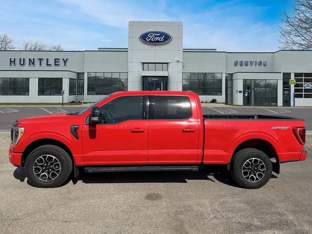 2022 Ford F-150 XLT Truck SuperCrew Cab