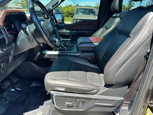 2022 Ford F-150 Lariat Truck SuperCrew Cab