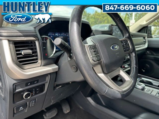 2023 Ford Expedition XLT SUV