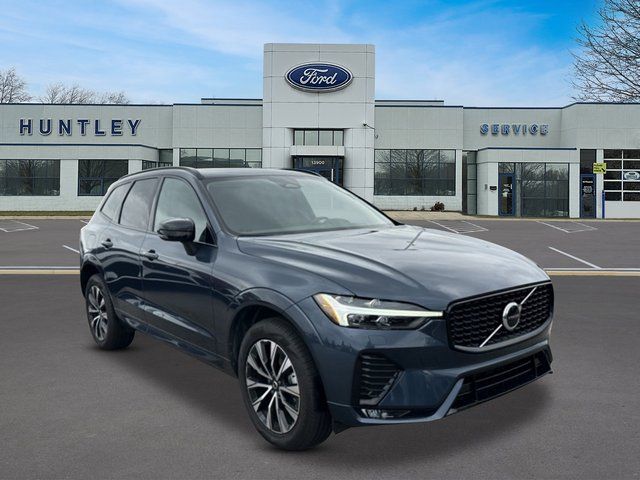 2025 Volvo XC60 B5 Core SUV