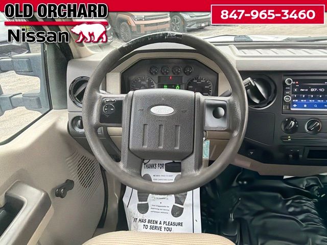 2008 Ford F-350 XL Truck Crew Cab