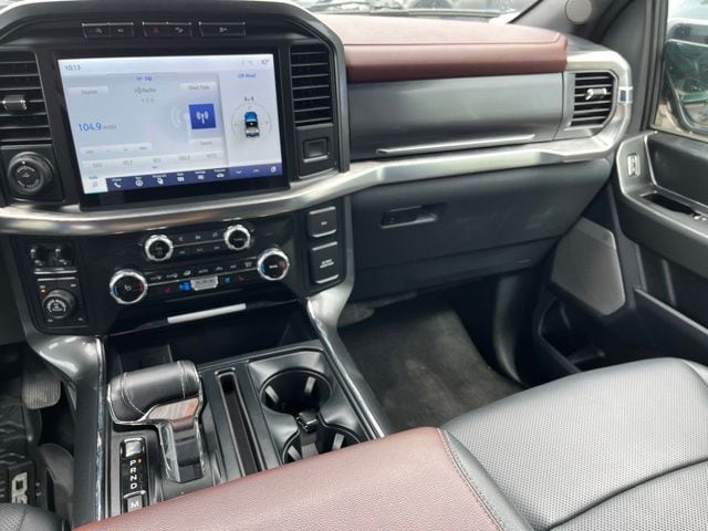 2023 Ford F-150 Lariat Truck SuperCrew Cab