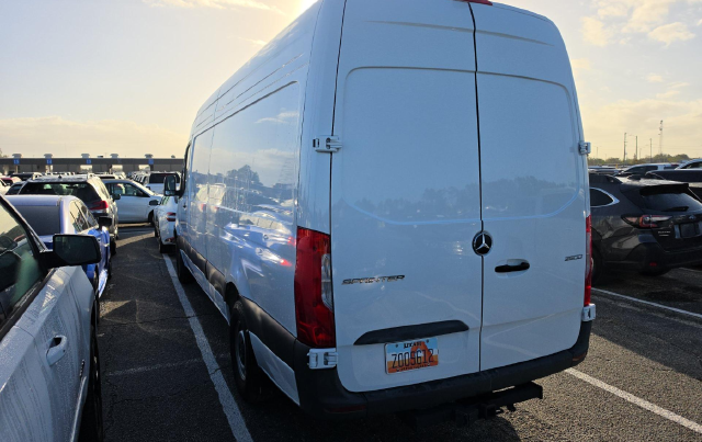 2025 Mercedes-Benz Sprinter 2500 Cargo 170 WB Van Cargo Van