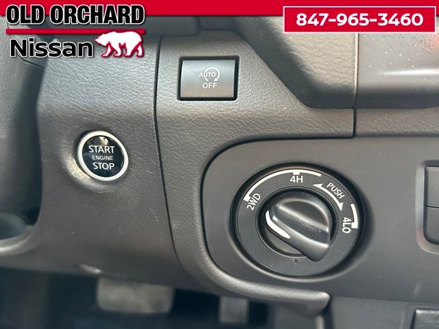 2025 Nissan Frontier PRO-4X Truck Crew Cab