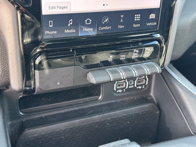 2023 Ram 1500 Big Horn/Lone Star Truck Crew Cab