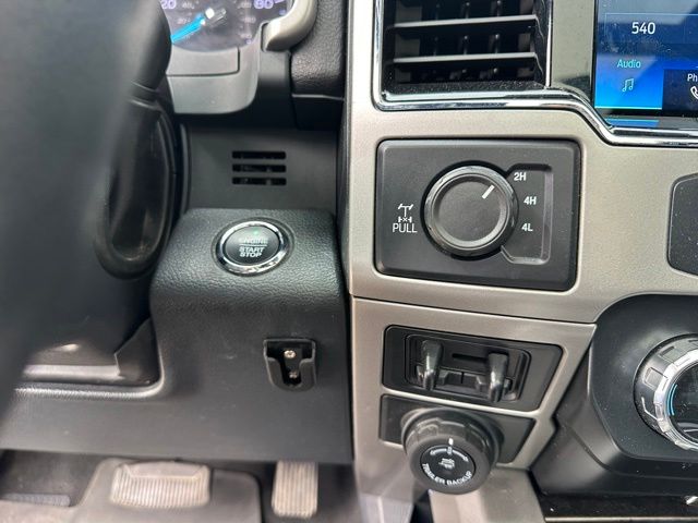 2022 Ford F-250 Lariat Truck Crew Cab