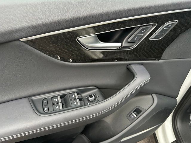 2025 Audi Q7 55 Premium Plus SUV