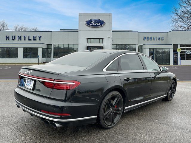 2021 Audi S8 4.0T Sedan