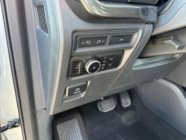 2023 Ford F-150 XLT Truck SuperCrew Cab
