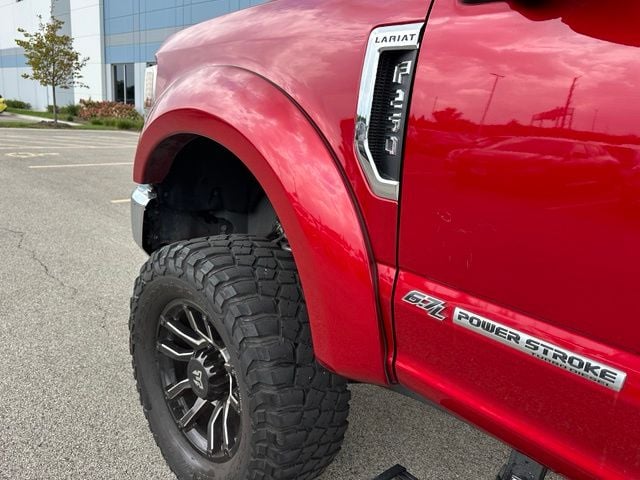 2022 Ford F-250 Lariat Truck Crew Cab