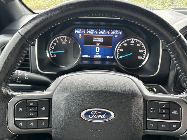 2022 Ford F-150 XLT Truck SuperCrew Cab