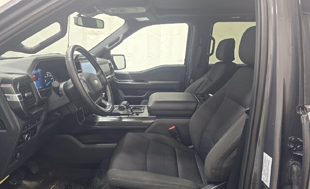 2023 Ford F-150 XL Truck SuperCrew Cab