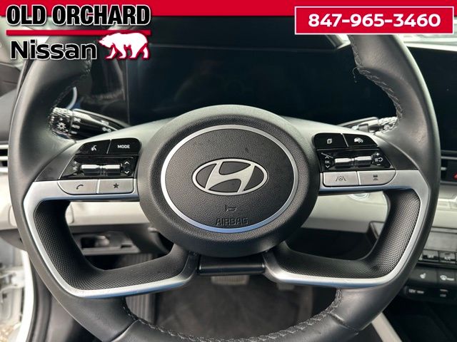 2025 Hyundai Elantra Limited Sedan