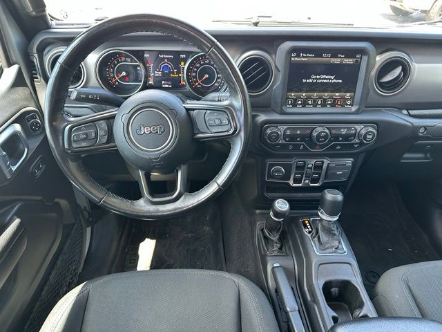 2022 Jeep Gladiator Willys Truck Crew Cab