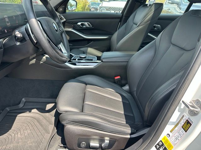 2023 BMW 330i 330i xDrive Sedan