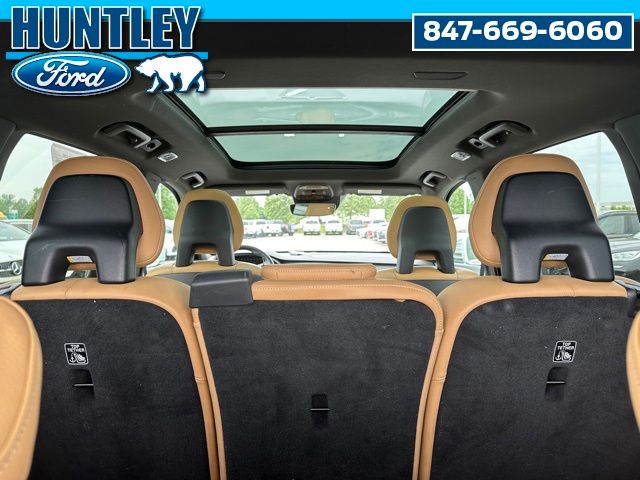 2018 Volvo XC90 T5 Momentum SUV