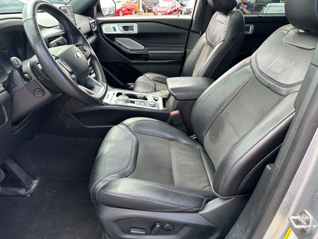 2023 Ford Explorer ST SUV