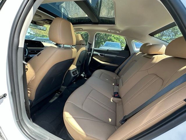 2023 Hyundai Sonata Hybrid Limited Sedan