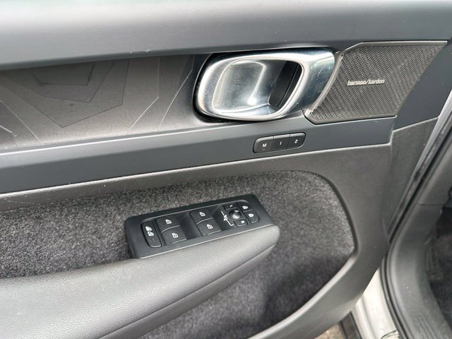 2023 Volvo C40 Recharge Pure Electric Ultimate SUV