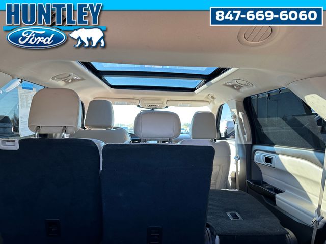 2022 Ford Explorer Platinum SUV