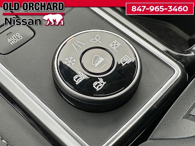 2026 Nissan Pathfinder SL SUV