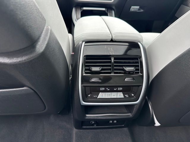 2025 BMW X5 xDrive40i SUV