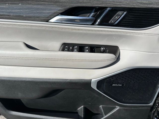 2022 Jeep Wagoneer Series III SUV