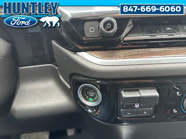 2022 Chevrolet Silverado 1500 LT Trail Boss Truck Crew Cab