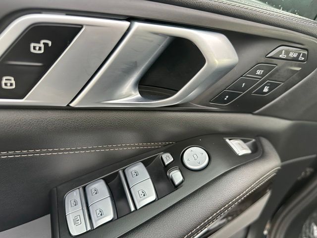 2024 BMW X7 xDrive40i SUV