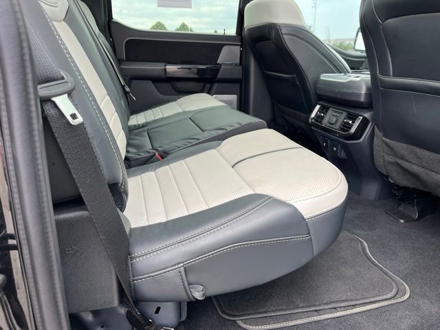 2024 Ford F-150 Lightning Platinum Truck SuperCrew Cab