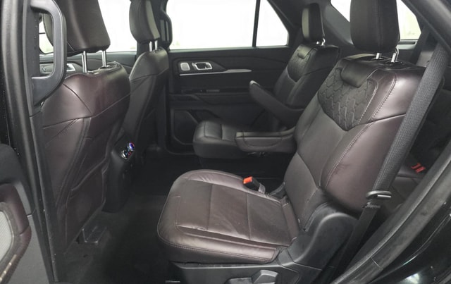 2025 Ford Explorer Platinum SUV
