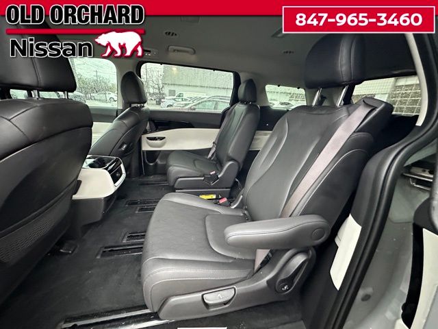 2024 Kia Carnival EX MPV