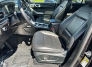 2023 Ford Explorer XLT SUV