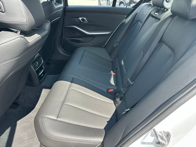 2025 BMW 330i 330i xDrive Sedan