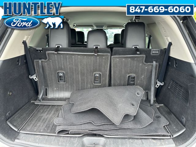 2023 Nissan Pathfinder SL SUV