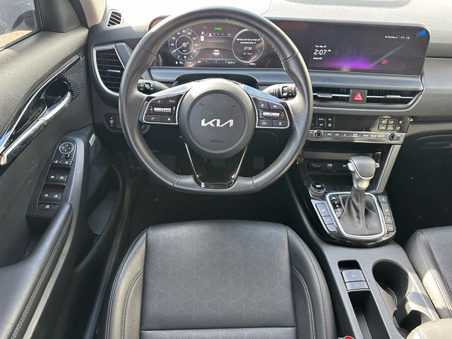 2025 Kia Seltos SX SUV