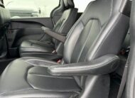 2024 Chrysler Pacifica Plug-In Hybrid Select Van Passenger Van