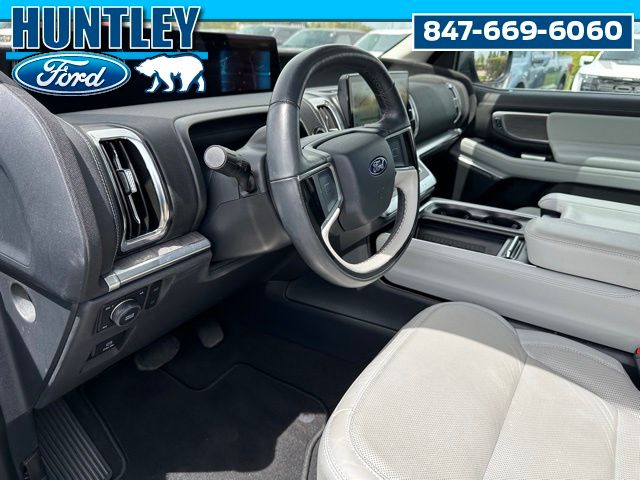 2025 Ford Expedition Platinum SUV