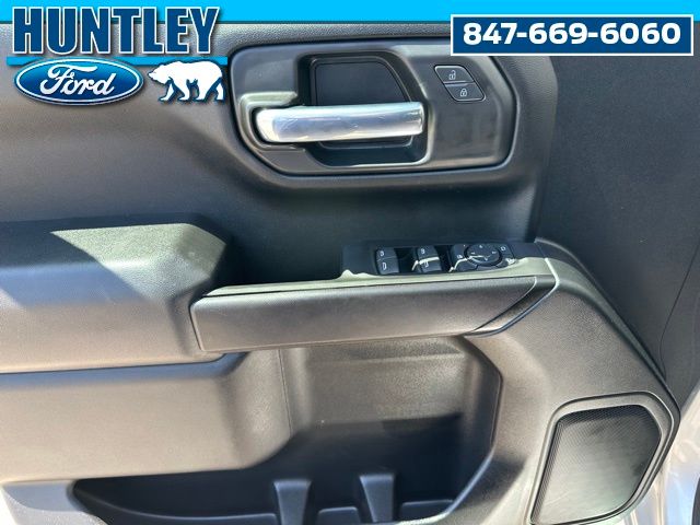 2022 Chevrolet Silverado 1500 Custom Truck Crew Cab