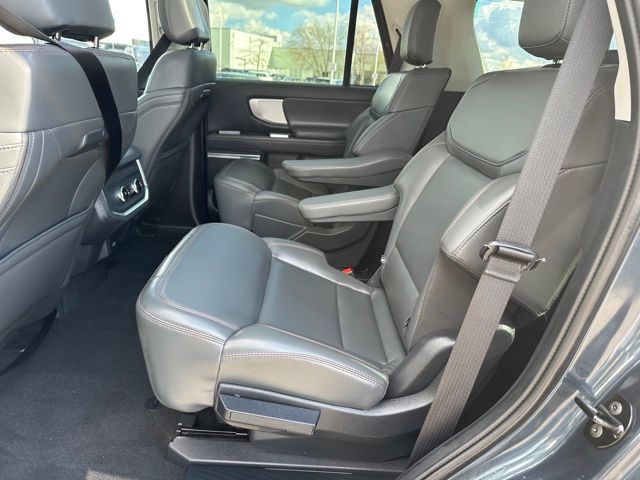 2025 Ford Expedition Active SUV
