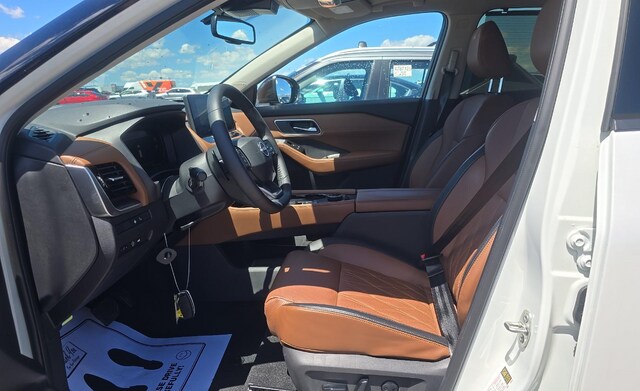 2025 Nissan Rogue Platinum SUV