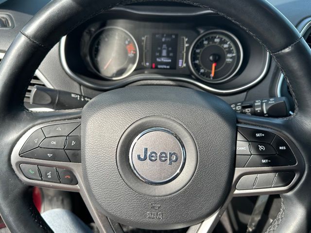 2019 Jeep Cherokee Latitude SUV