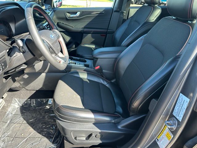 2024 Ford Escape ST-Line SUV