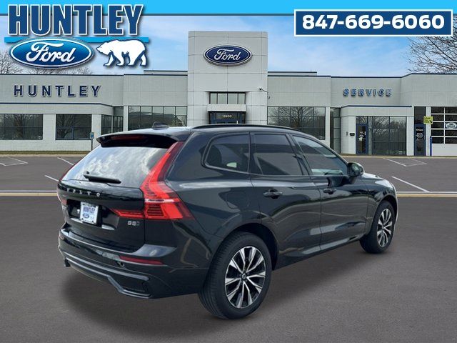 2025 Volvo XC60 B5 Core SUV