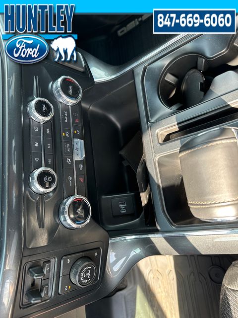 2022 Ford F-150 XLT Truck SuperCrew Cab