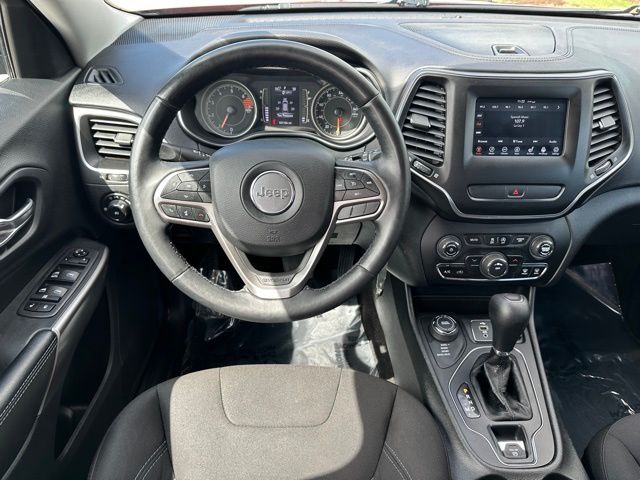 2019 Jeep Cherokee Latitude SUV
