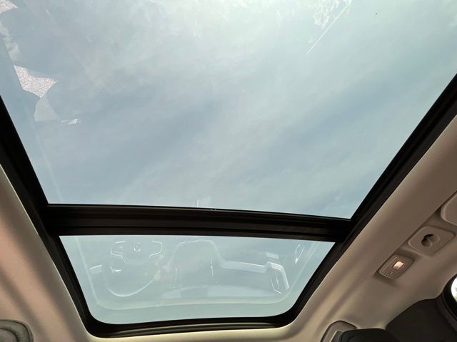 2025 Volvo XC60 B5 Plus SUV