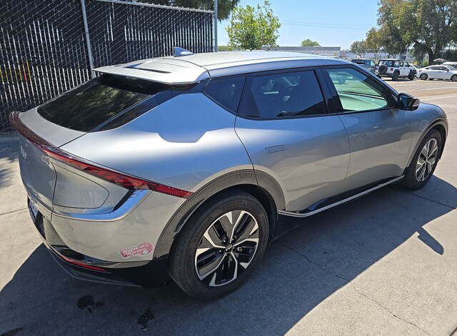 2023 Kia EV6 Wind SUV