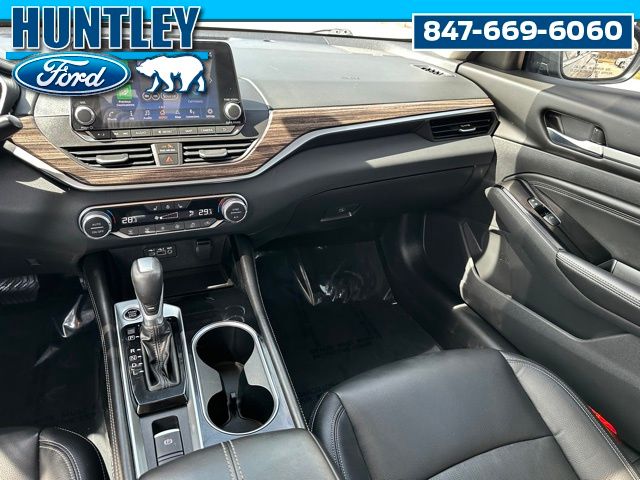 2021 Nissan Altima 2.5 Platinum Sedan